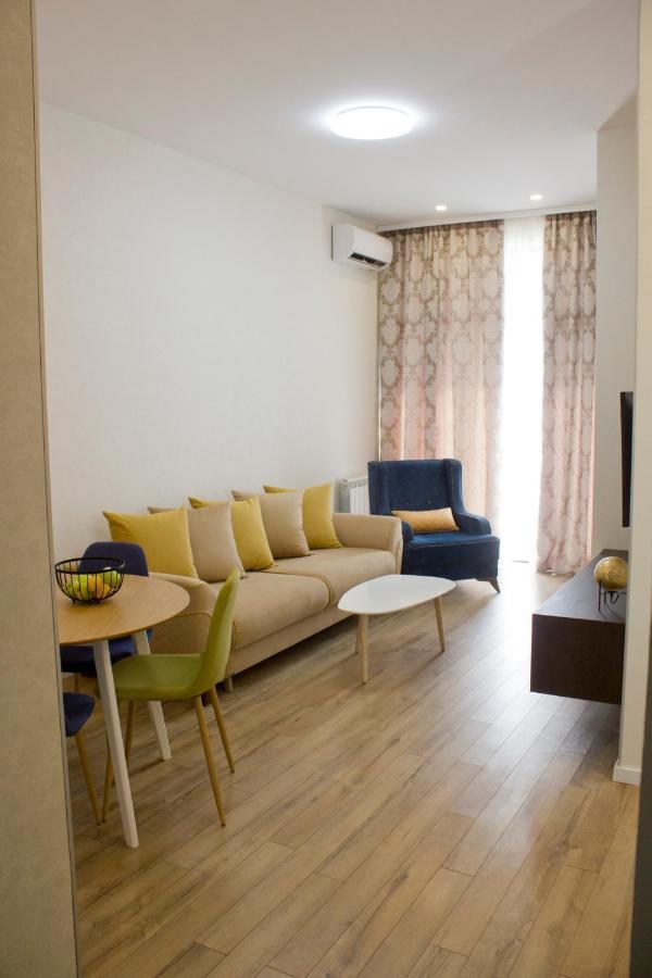 Sameba Bell, Luxury Apartment Tbilisi Exterior foto